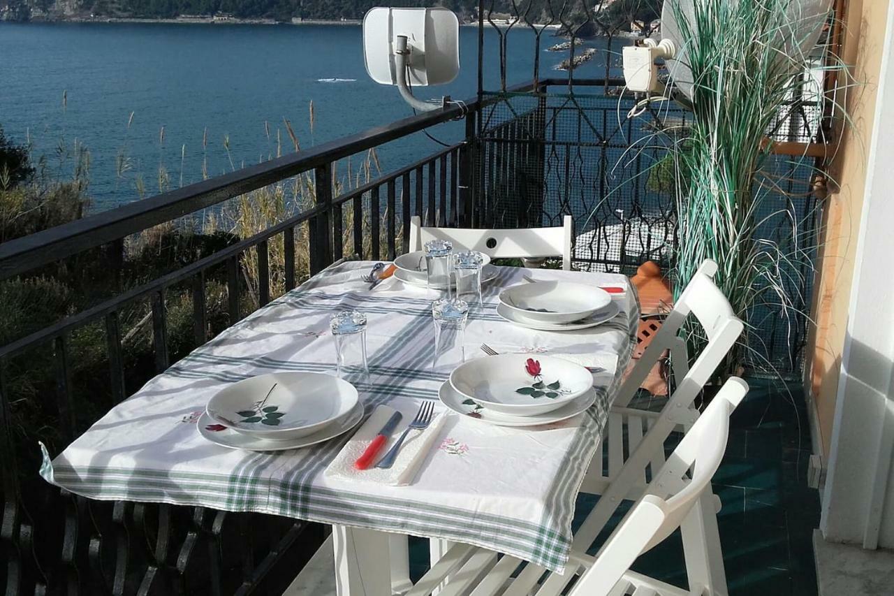 Un Gioiello Con Vista Mare Villa Moneglia Bagian luar foto